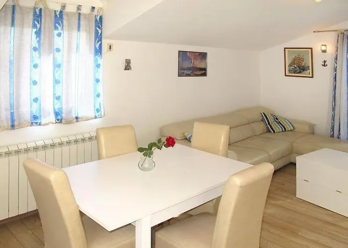 Marin Guest house 3*